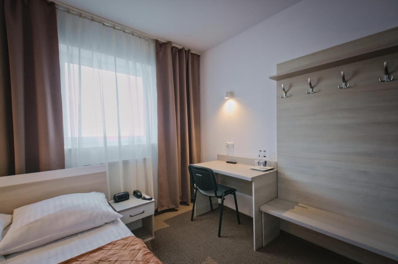 Hotel Sezam Kraczkowa Exteriör bild