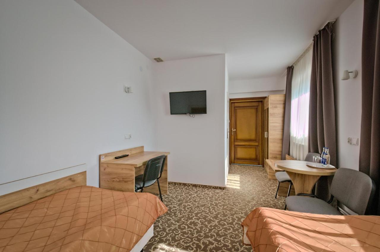 Hotel Sezam Kraczkowa Exteriör bild