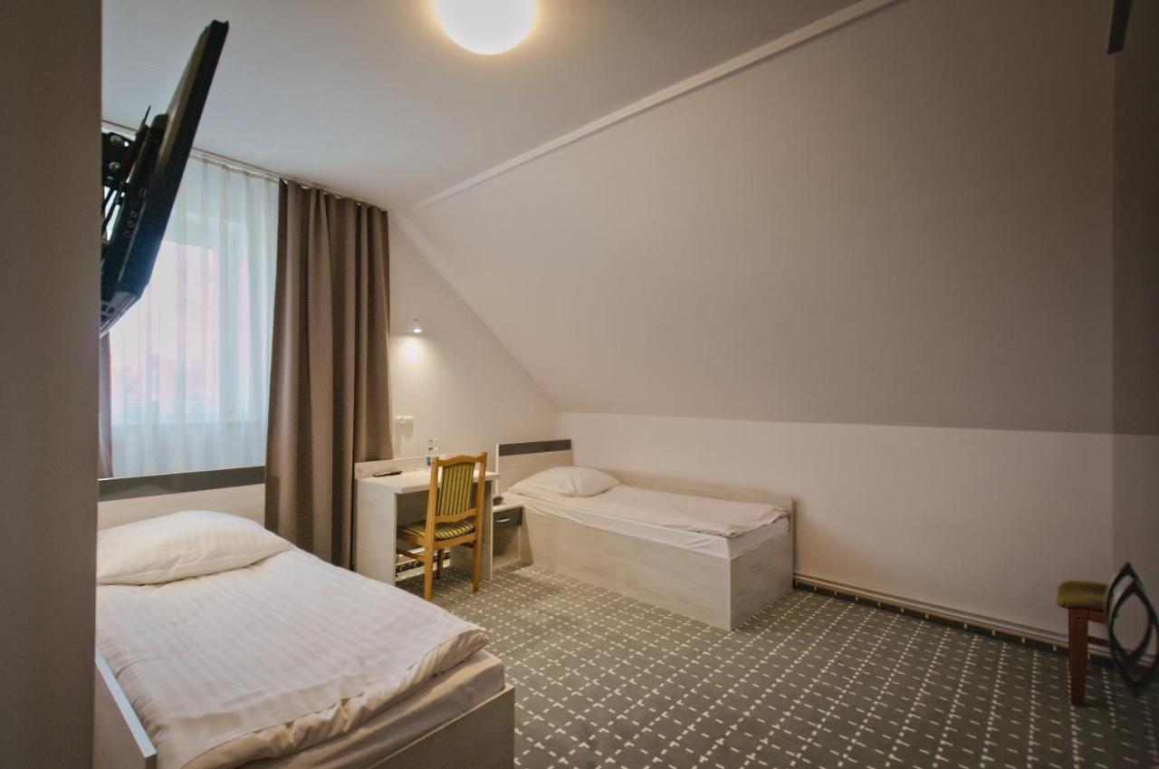 Hotel Sezam Kraczkowa Exteriör bild