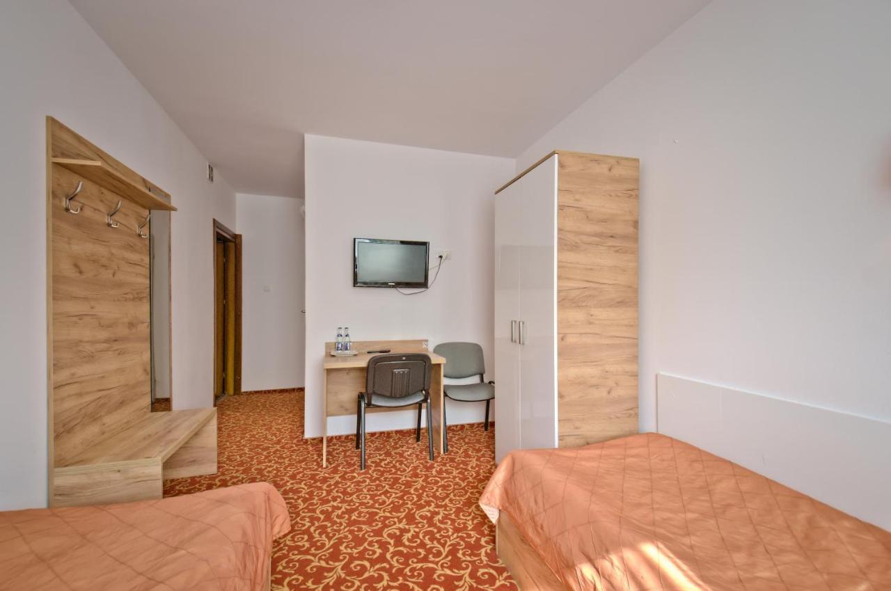 Hotel Sezam Kraczkowa Exteriör bild