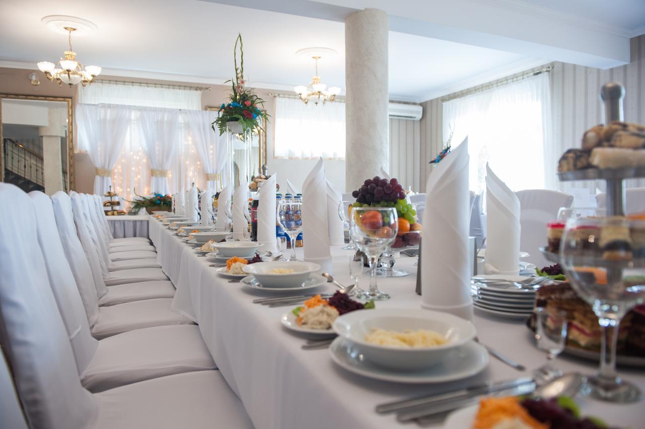 Hotel Sezam Kraczkowa Exteriör bild